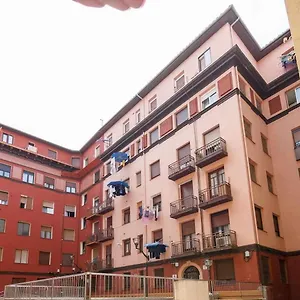 Reformado Con Encanto By Theurbanhosts , Bilbao España